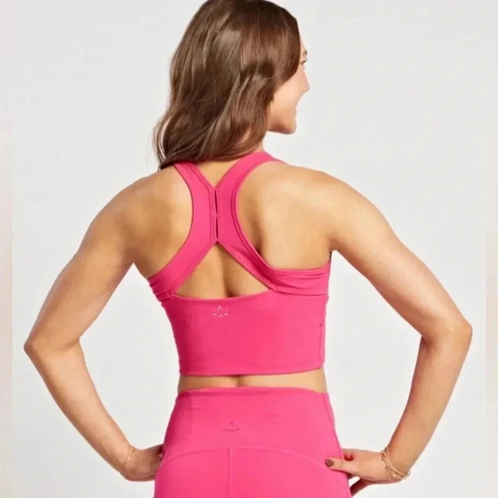 Beyond Yoga Womens Pink Powerbeyond Strive Racerback Tank Sports Bra Size S